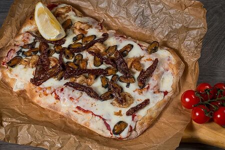 Пицца с морепродуктами