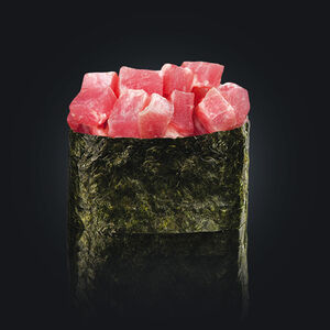 Тунец спайси гункан