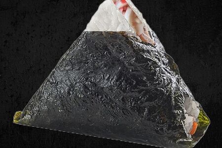 Онигири с крабом