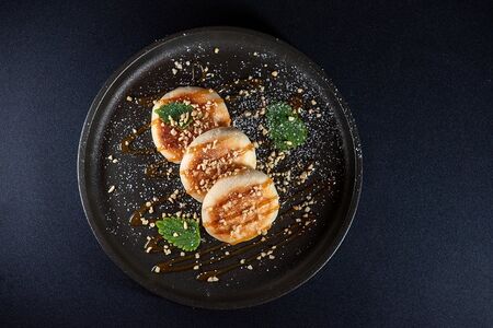 Сырники с карамелью на рисовой муке