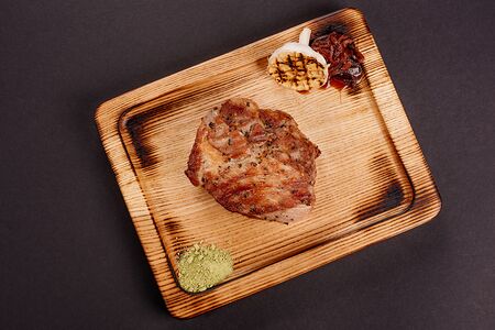 Стейк из свиной шеи