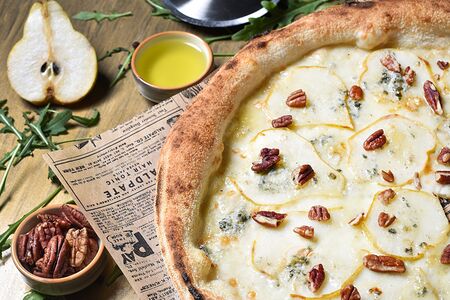 С грушей и дорблю