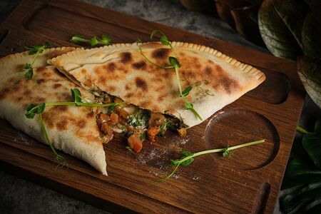 Панцеротти с томатами