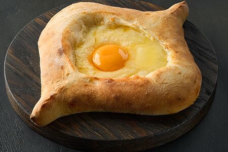 Хачапури по-аджарски классический