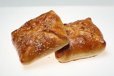 Пирожок с курицей и овощами