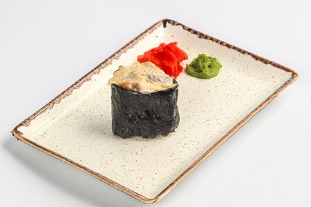 Гункан с угрем