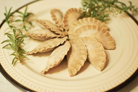 Безглютеновые равиоли с картошкой и грибами