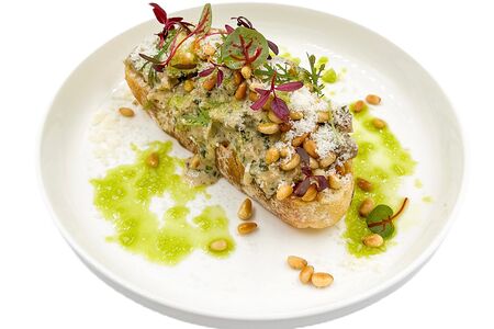 Брускетта с рагу из грибов