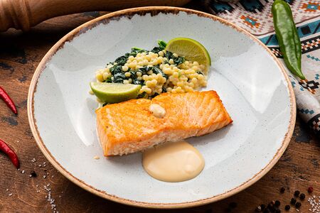 Лосось с птитимом