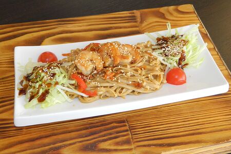 Лапша Удон с креветками