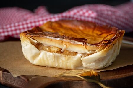 Пирог с яблочным тартаром