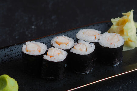 Маки ролл с креветкой