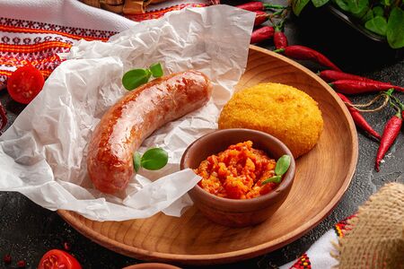 Колбаса свиная