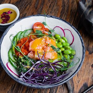 Поке с лососем