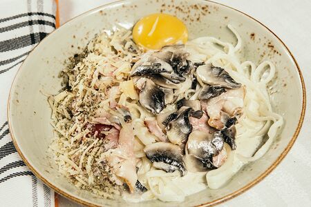 Лапша Карбонара