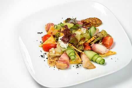 Салат Сочные рулетики