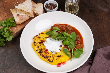 Чашушули с телятиной и капустой гриль