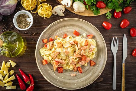 Паста с лососем