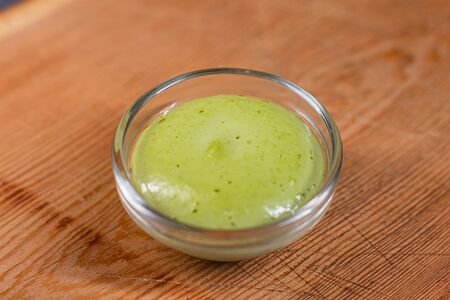 Сливочно-базиликовый соус