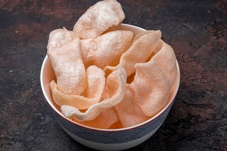 Чипсы креветочные