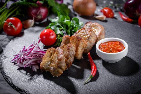 Шашлык из cвинoй шейки