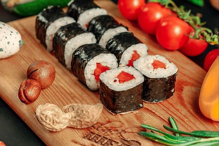 Классический с помидором