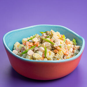 Оливье с копченой курицей