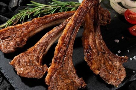 Корейка баранья на углях