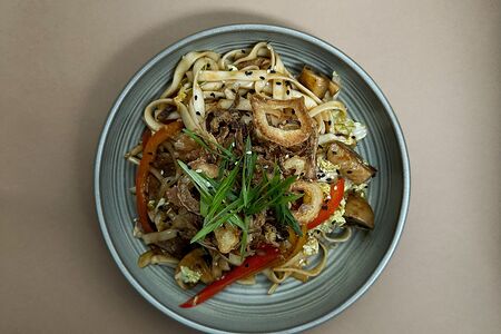 Королевский Пад Тай с Уткой