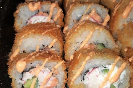 Жареный ролл Логон спайси