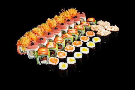 Сияние цветущих вишен