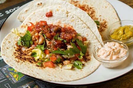 Такос с курицей