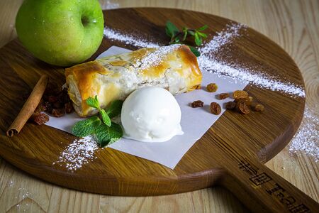 Яблочный пирог