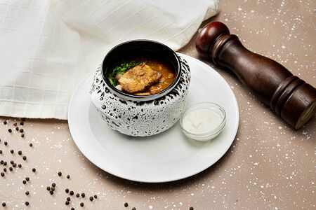 Солянка сборная мясная