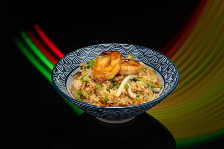 Рис с кальмаром и креветкой