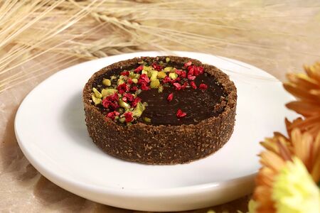 Тарталетка Манго в шоколаде