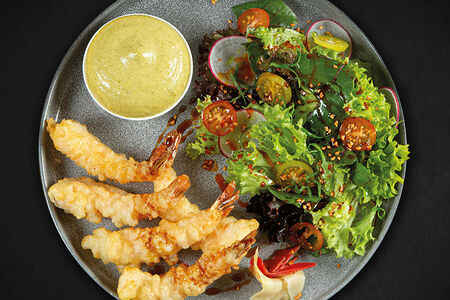 Жареные Креветки с соусом Васаби