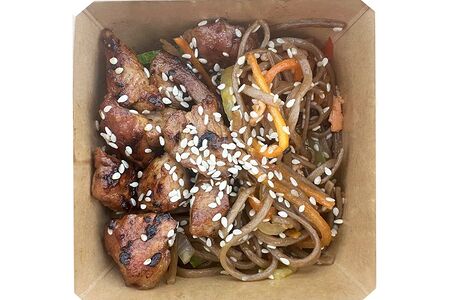 Лапша гречневая со свининой