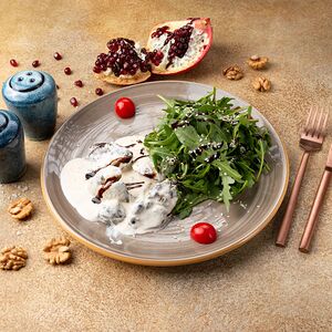 Теплый салат с куриной печенью