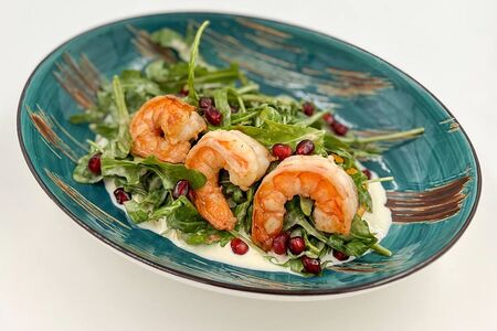 Страчателла, манго, креветки, руккола