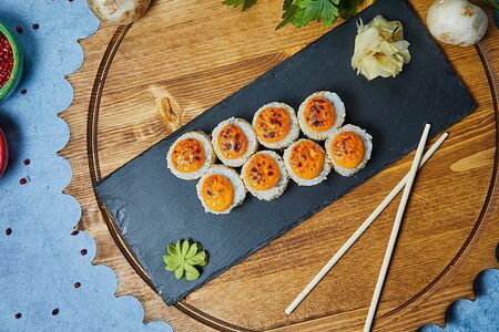 Дикий Лосось запеченный ролл