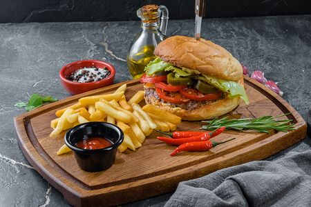 Большой острый