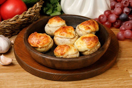 Шампиньоны с сыром