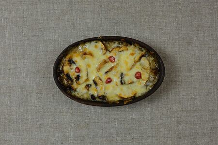 Шампиньоны под сыром