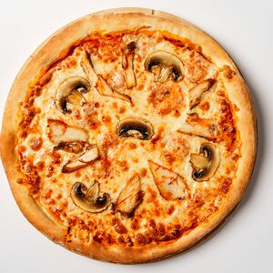 Пицца Курица с грибами остренькая
