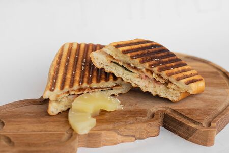 С курицей и ананасами