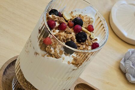 Гранола с греческим йогуртом