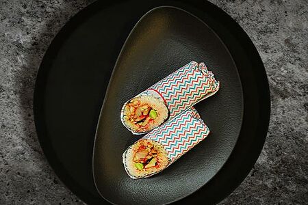 Суширрито цыпленок, тобико, спайси Хl