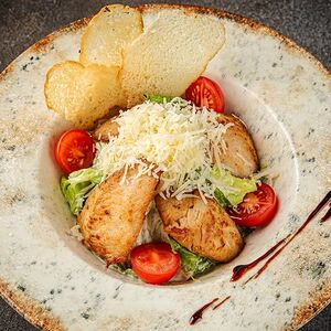 Цезарь с курицей