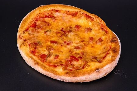 Пиццетта с помидорами